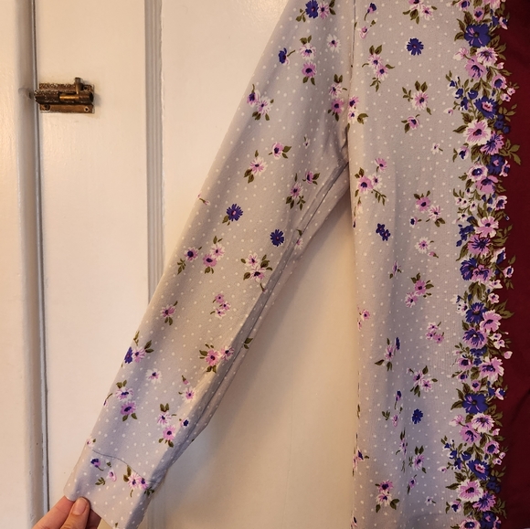 💜Vintage Lavender Blouse💜 - Picture 4 of 6